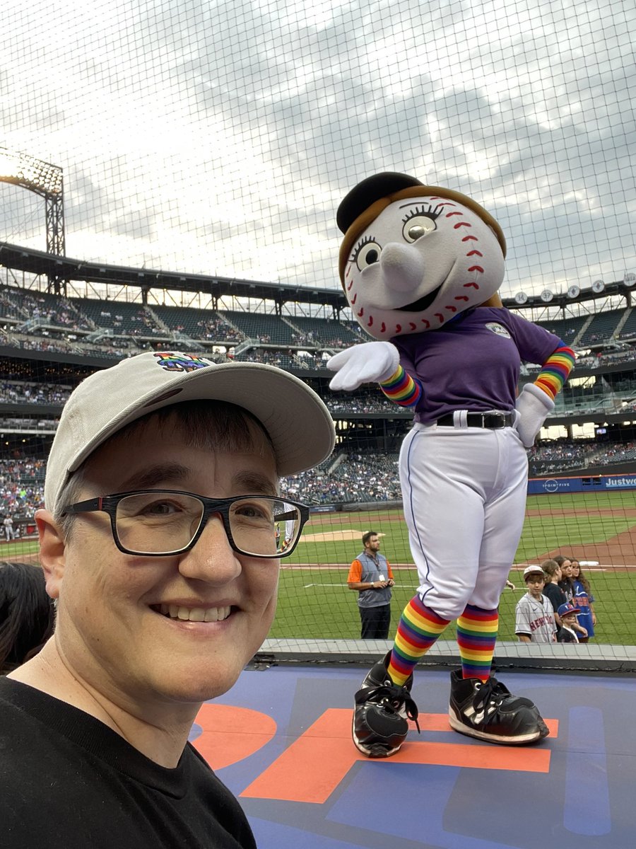 Super excited to be @Mets #PrideNight with @ProudBaseball bonus: honoring @sageusa staffer Ty Martin for his service #pride2023 @TheTaskForce