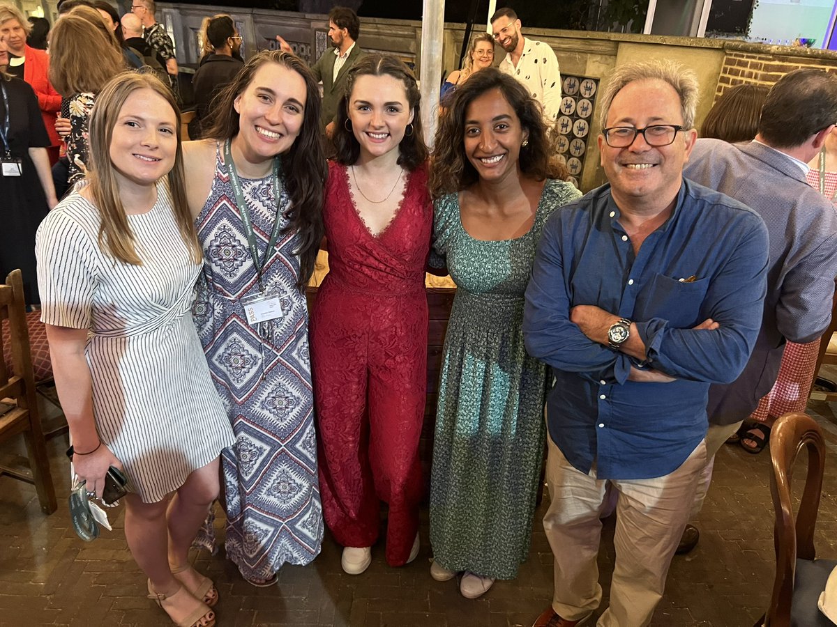 JamesOHP's tweet photo. What a night! The #OHPYoungArtists @operahollandpk performance of  Hansel &amp; Gretel.  Congratulations @ccorderoy @BenceKalo @shakiratsindos, Emily Christina Loftus, @ElladeJongh, Edward Kim, @madelinesoprano @ClaudHaussmann @elbroomfield &amp; the WHOLE team. #WeAreOperaHollandPark https://t.co/cyliu2KSCD