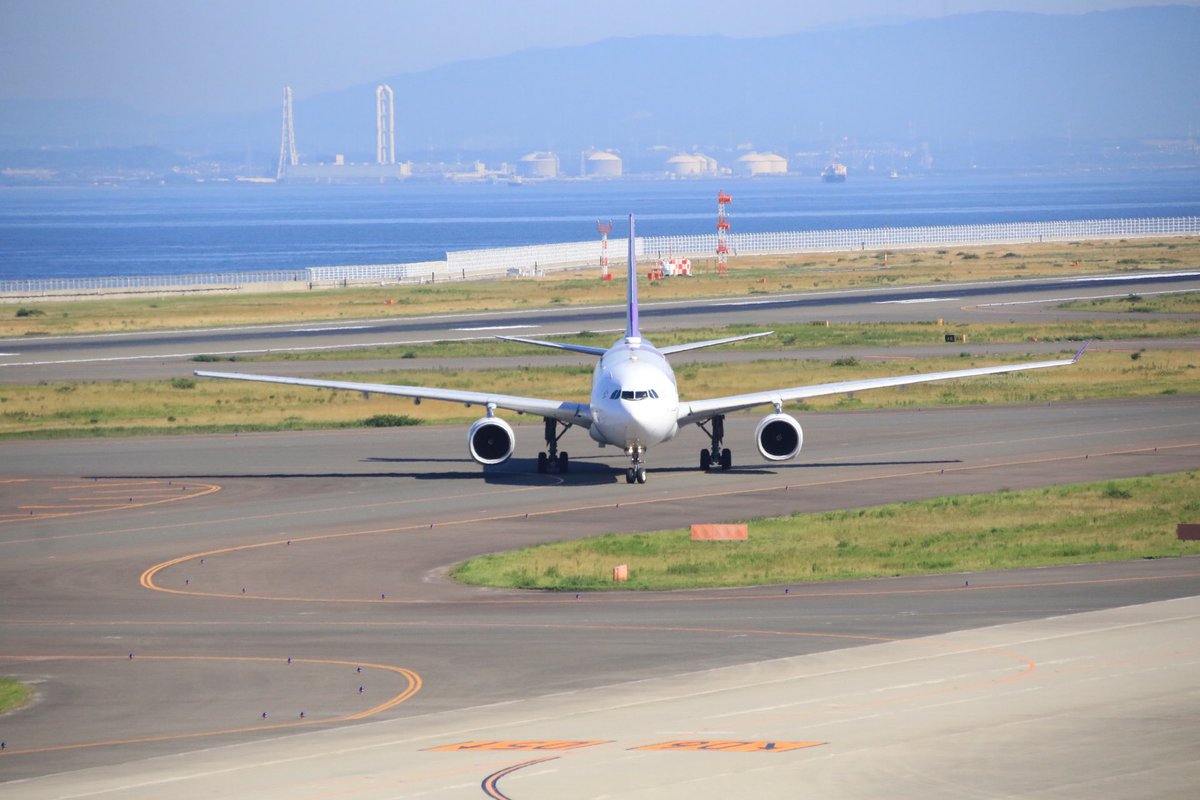 fly_os787's tweet photo. 2023.06.17
Thai airways
A330-300 HS-THO
羽田事故、当該機
#セントレア #TG #HSTHO #A330 #A333 https://t.co/BN1tafaNXK