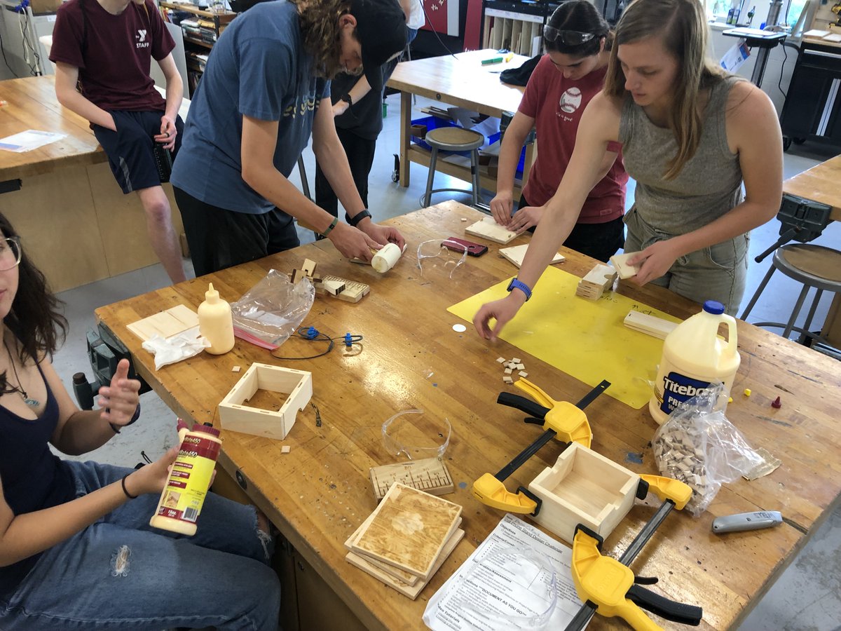 Big Blue Builds tweet media