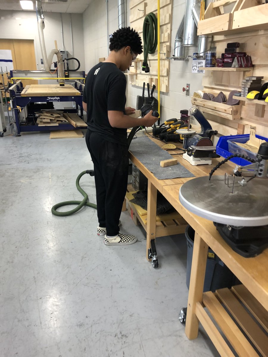 Big Blue Builds tweet media