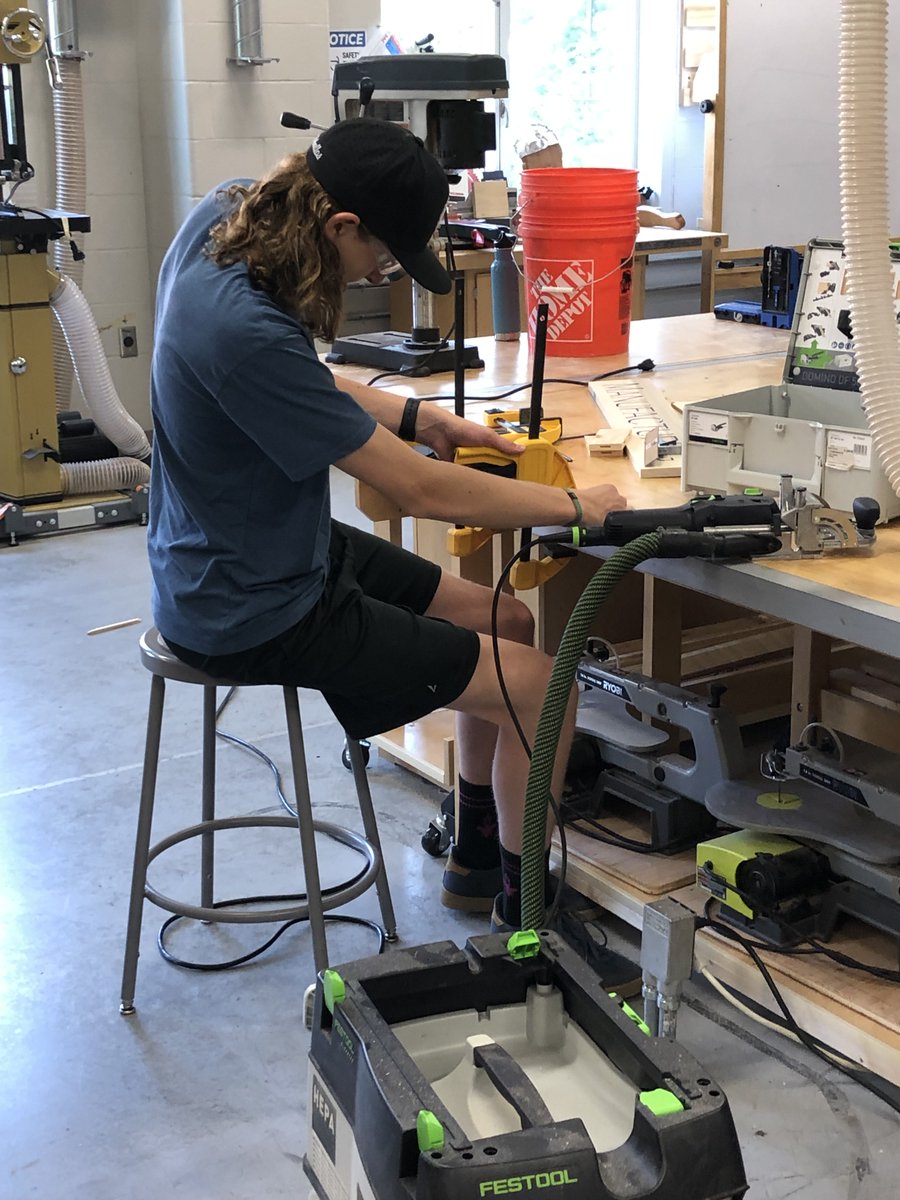 Big Blue Builds tweet media