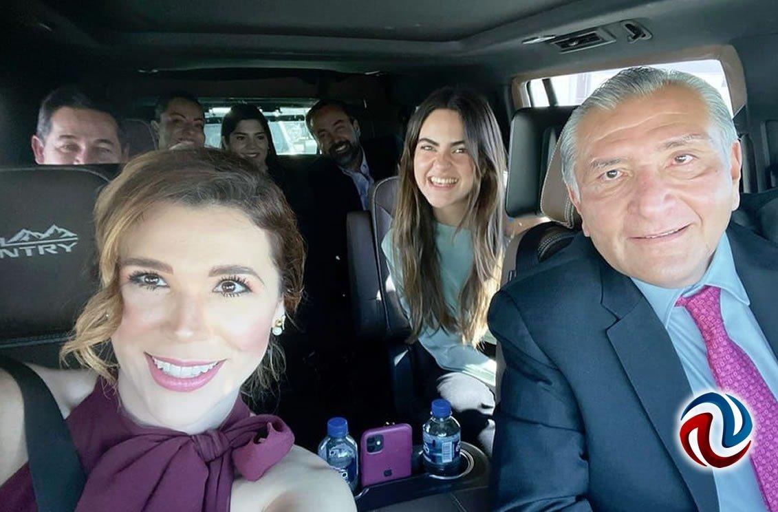 DoraElenaAFN's tweet image. #BajaCalifornia #Tijuana #periodistas #noticias #corcholatas

Adán ¿Ya no está "a gusto" con ser corcholata?
*.- O la zalamería al más alto nivel   
afntijuana.info/afn_politico/1…