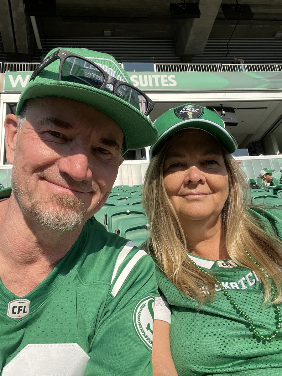 Got here early and someone already took my #FathersDayhat
#Riderslive @sskroughriders