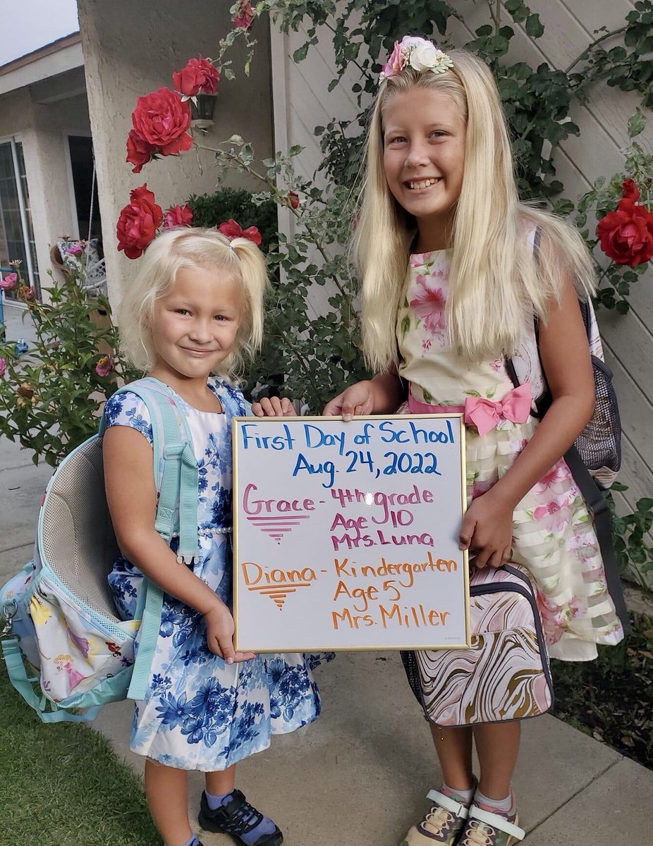 Zigmanfreud's tweet photo. Wow.
First day of school 2022 vs. Last day of school 2023
#GrowingUpSoFast https://t.co/c2H1WBlGDm