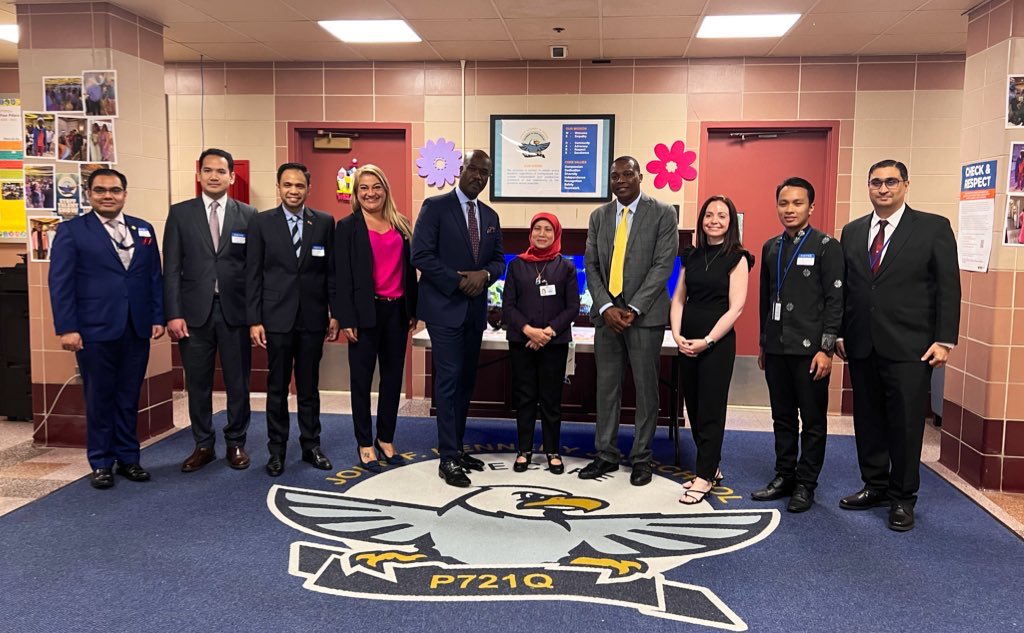 JFK Jr. School-721Q 🦅 tweet media