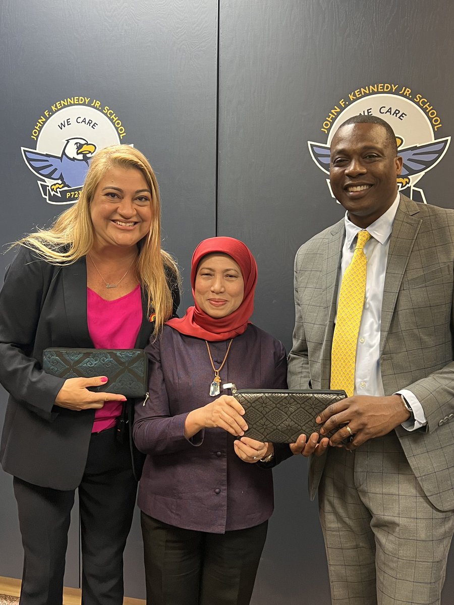 JFK Jr. School-721Q 🦅 tweet media