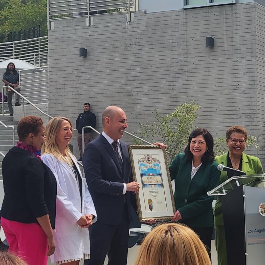 NLSLA (@nlsla) on Twitter photo We are proud to offer services in the Los Angeles General Medical Center! Thank you <a href="/MayorOfLA/">Mayor Karen Bass</a> and <a href="/HildaSolis/">Hilda Solis</a> for helping us celebrate the reopening of this critical community resource. We are proud to offer services in the Los Angeles General Medical Center! Thank you <a href="/MayorOfLA/">Mayor Karen Bass</a> and <a href="/HildaSolis/">Hilda Solis</a> for helping us celebrate the reopening of this critical community resource.