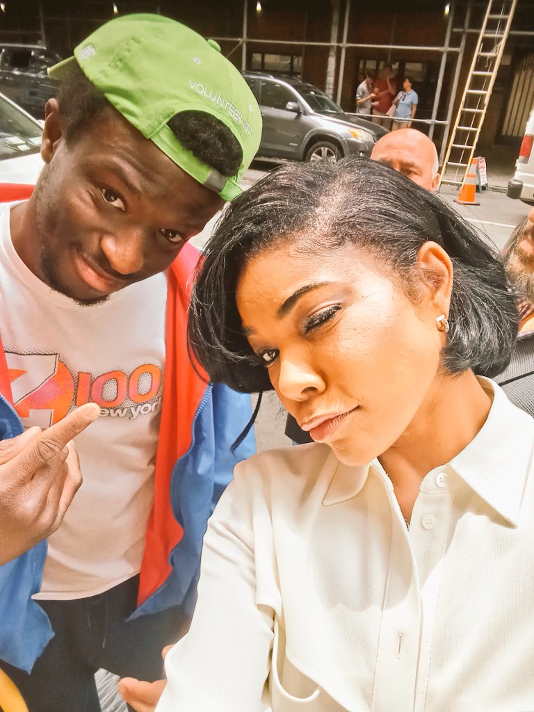 GregoireRalph's tweet photo. Ya know who is this Gabby Union Wade it was a movie with her on wednesday taking some selfies 😜 #meandgabbyunionwade #Wednesdayphoto #Manhattan #upperwestside #goodvibes @RaeganMedgie @morganfmckay #TheView @TheView @itsgabrielleu 😜🤘👩🤳🔥🔥🔥📸📸 https://t.co/u0Ld6SCHjm