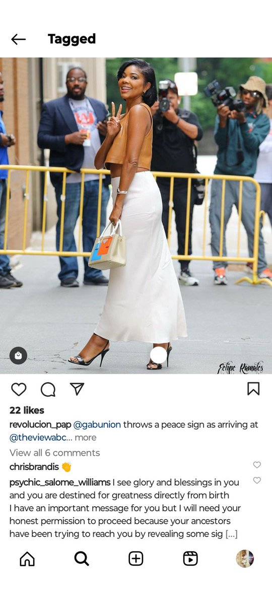 GregoireRalph's tweet photo. Ya know who is this Gabby Union Wade it was a movie with her on wednesday taking some selfies 😜 #meandgabbyunionwade #Wednesdayphoto #Manhattan #upperwestside #goodvibes @RaeganMedgie @morganfmckay #TheView @TheView @itsgabrielleu 😜🤘👩🤳🔥🔥🔥📸📸 https://t.co/u0Ld6SCHjm