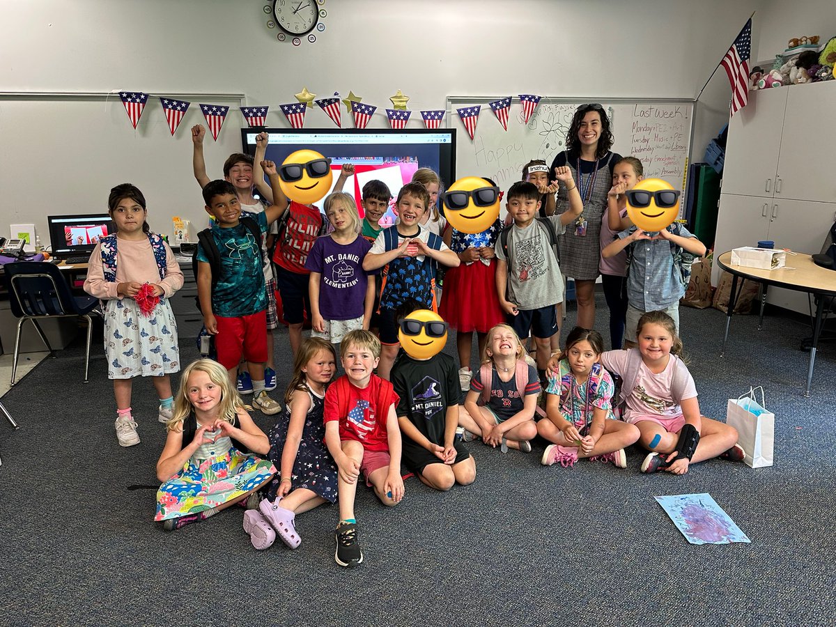 Meg Flajser tweet media