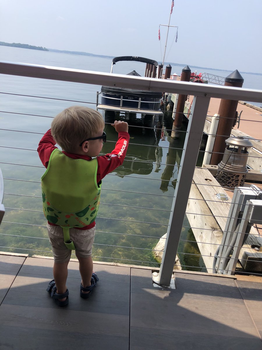 ChelsLambert1's tweet photo. Smiles after first boat ride on Lake Mendota 🚤 https://t.co/rr3iSrEuFw