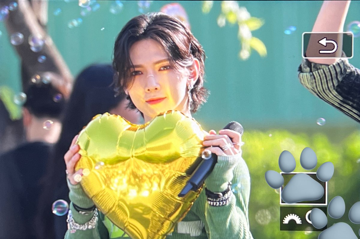 Gang__Adi's tweet photo. 🖤 230617

음중 미니팬미팅 pre

#에이티즈 #ATEEZ #여상 #YEOSANG https://t.co/IGaSXpjsWX