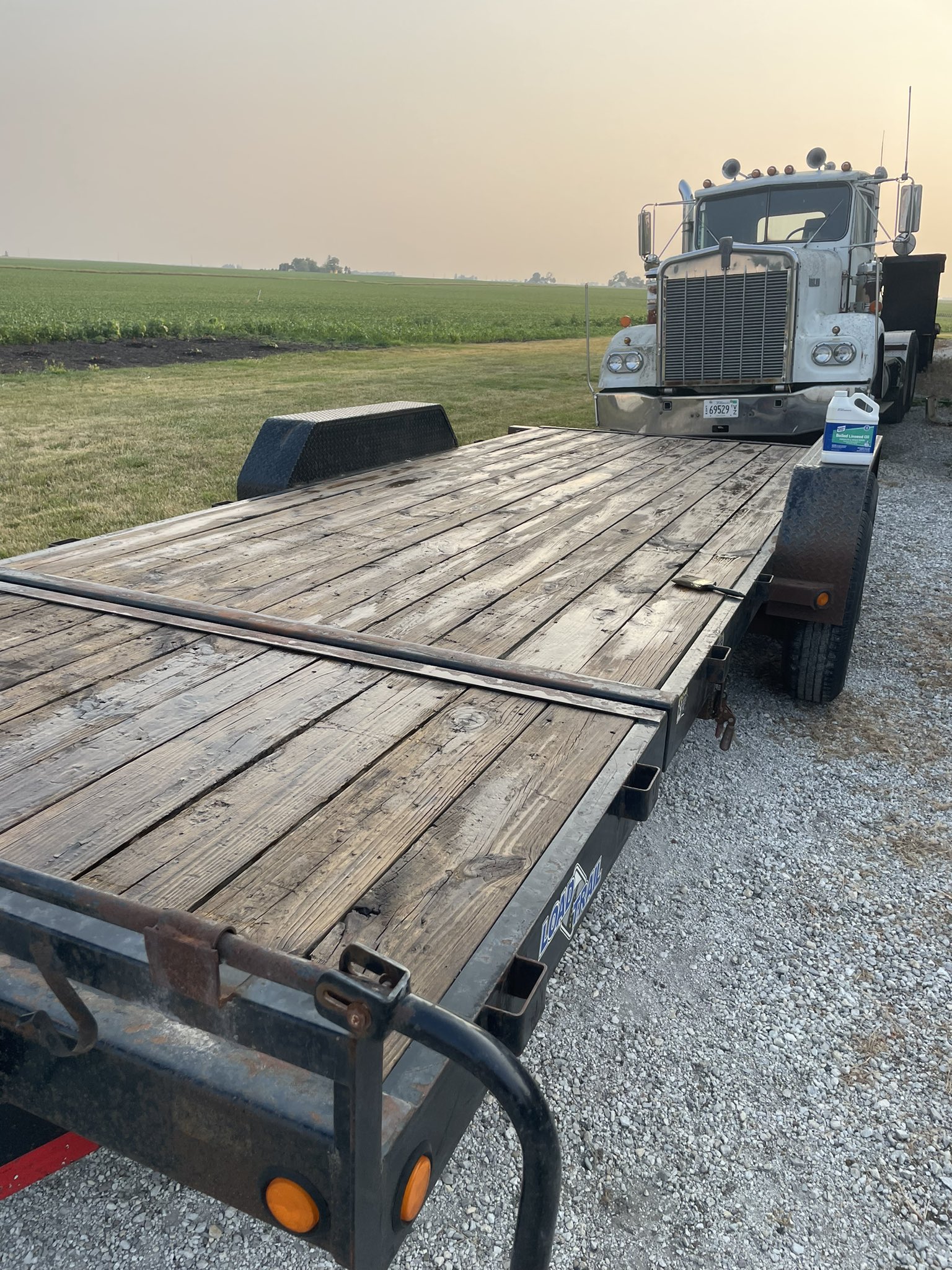 Bob Storm on Twitter "Slobbering some linseed oil on the trailer deck