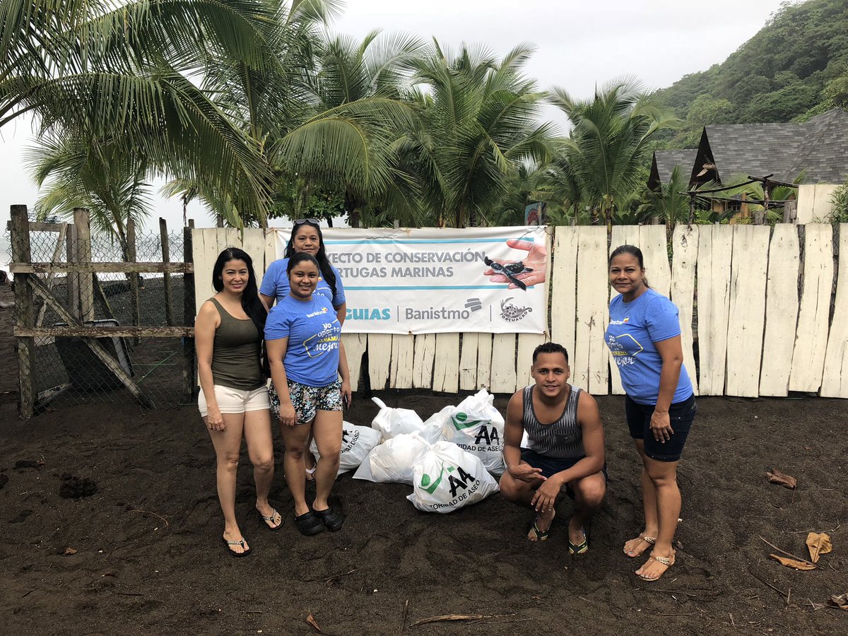 Haydeemedinar's tweet image. A @tortuguias por abrirme las puertas y permitir acompañarles en ese trabajo tan hermoso y extraordinario que realizan en Cambutal y Punta Chame con todas personas que les apoyan y @Banistmo por creer en la
Conservación en Panamá