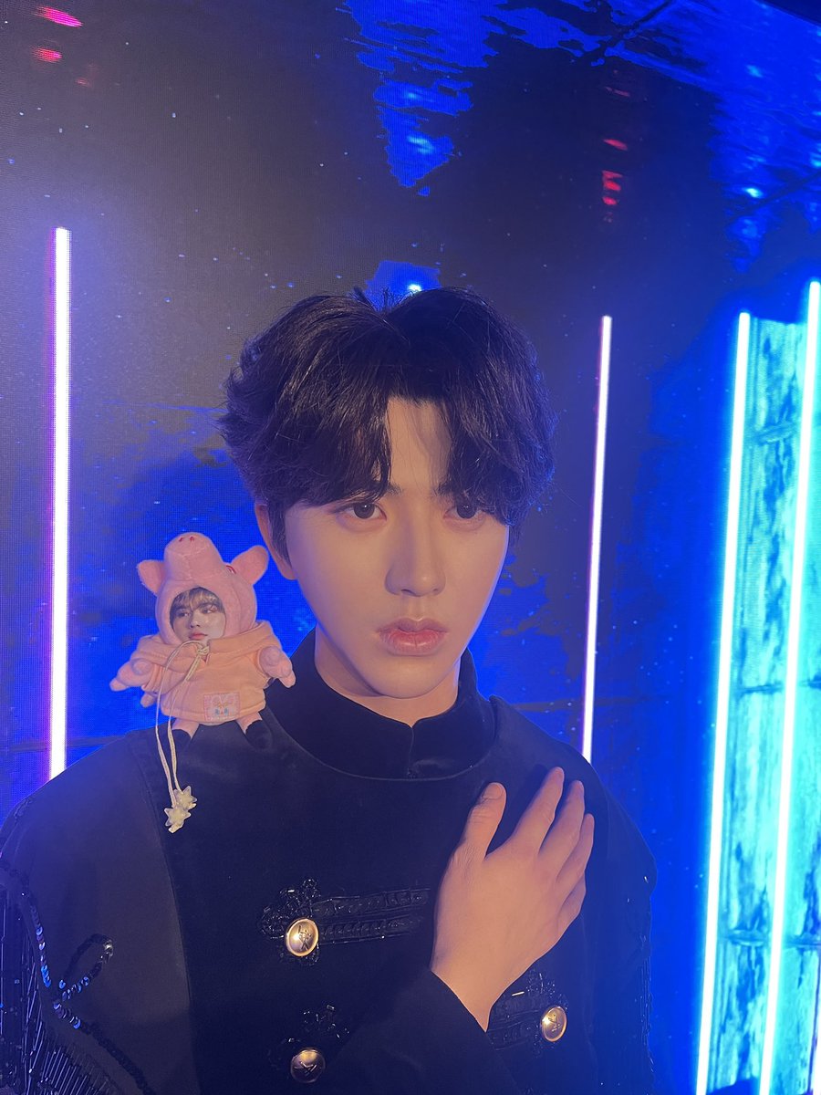caixukun_lan's tweet photo. hk！ https://t.co/L6wstdVCTE