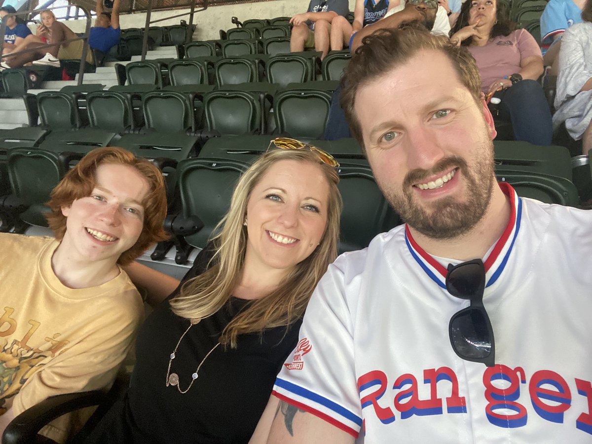 CoachJFeem's tweet photo. Thank you @1053thefan for the tickets! Having a great time. First time  at Globe Life field and first Rangers game for my beautiful bride! @1053SS @rjchoppy @BobbyBeltTX https://t.co/IxQQa8fgPC