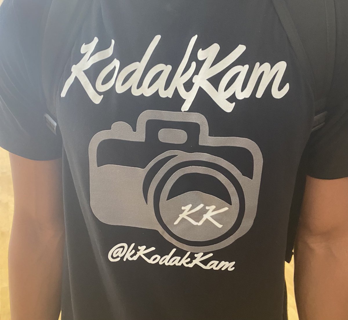 bball2banker's tweet photo. Great bumping into Kameron Jones today at the #TitansRockets Shootout. If you’re looking for a talented young photographer… @officialkam_20 is your guy!! @kKodakKam https://t.co/0hS5irUnru