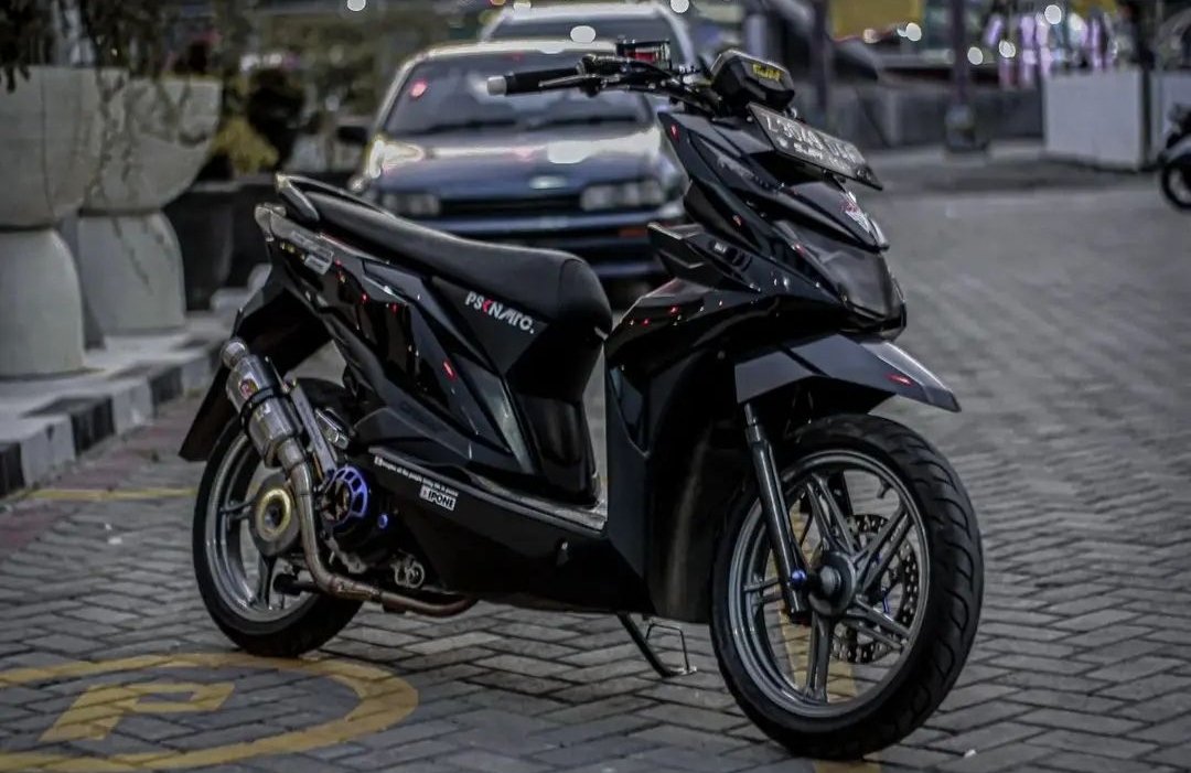 BangAdam95's tweet photo. #beat #honda #street https://t.co/7H5EArwtgD