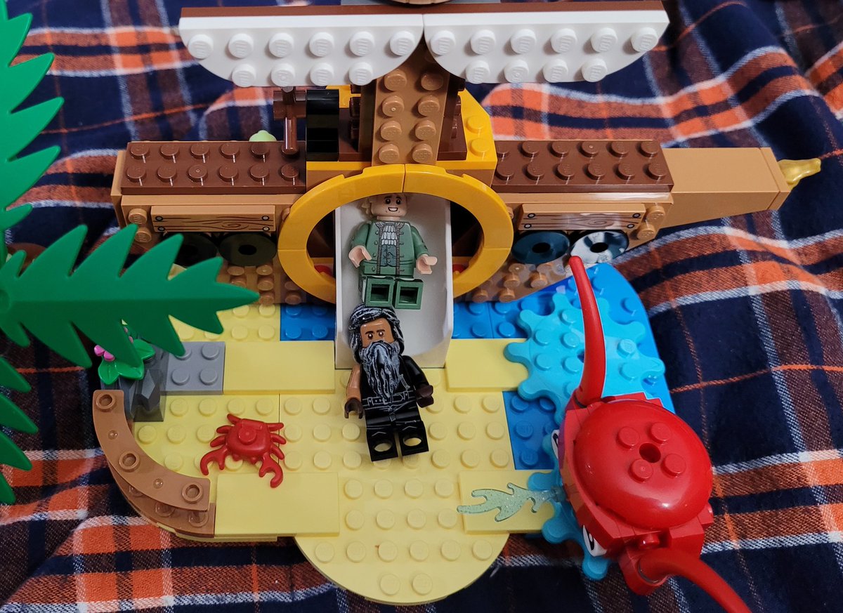 remreader93's tweet image. Whee!