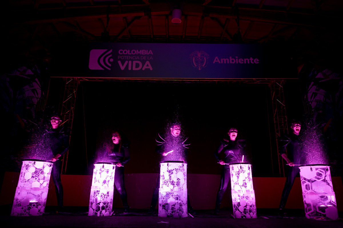 CorferiasBogota's tweet image. Expresamos nuestro más profundo agradecimiento a cada uno de ustedes por participar en el intercambio constante de conocimiento en las actividades y conversatorios y hacer posible esta edición de #FIMA.

Nos encontramos en la próxima #FIMAConectaLaVida.

feriadelmedioambiente.com