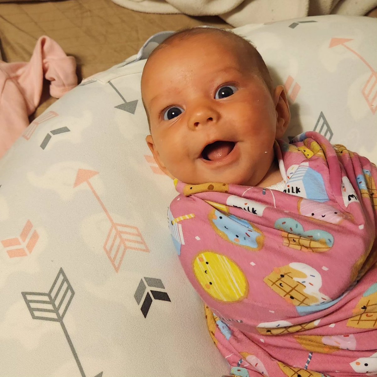 ambersutten's tweet photo. My girl smiles now when we talk to her. 
Sweetest thing ever. https://t.co/OveFTw747c