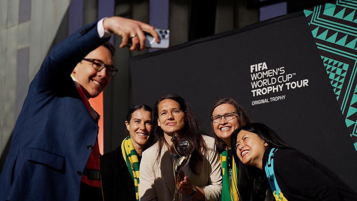 Babett Peter tweet media