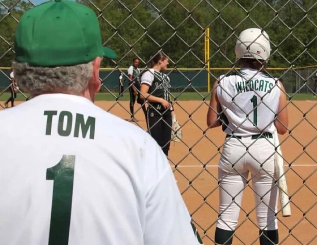 Novi Softball tweet media