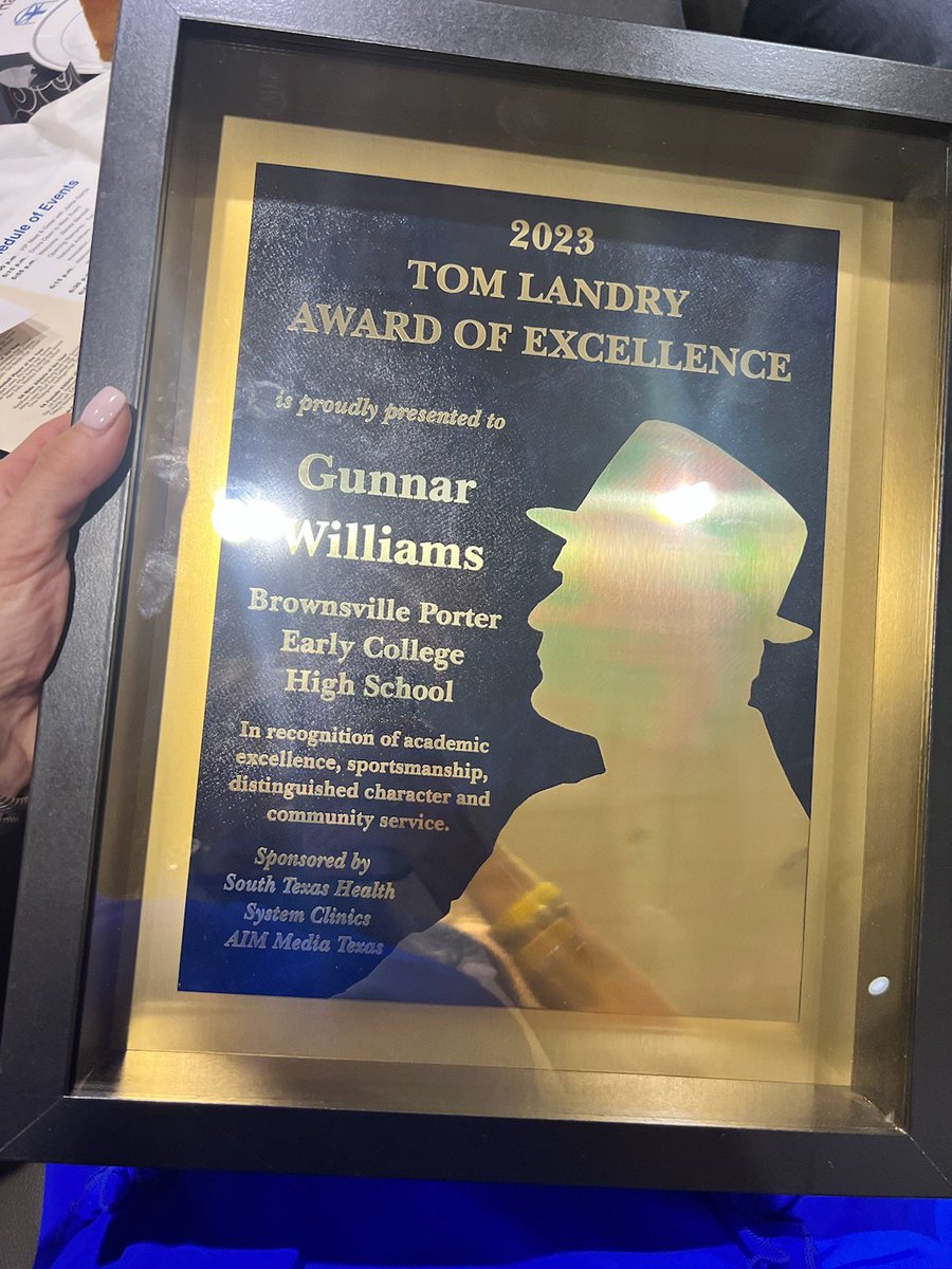 CoachCUresti's tweet photo. Congratulations @GunnarWilliams7 on winning the Tom Landry Award of Excellence tonight at the All Valley Sports Awards banquet. Couldn’t be prouder of you young man! Great way to finish your high school career. @BISDAthletics1 @porter_ftball @rgvsports https://t.co/StldyfmDbI