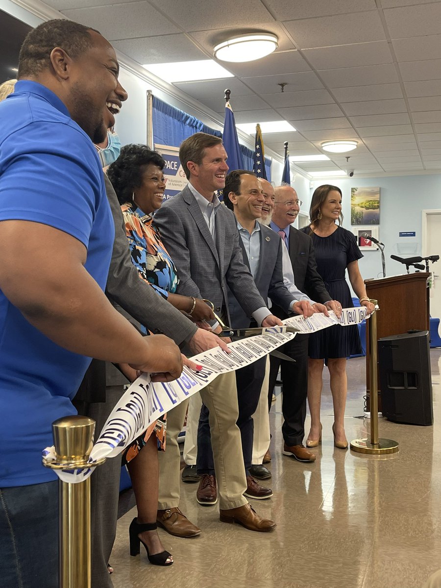 kjglobal88's tweet image. Enjoyed the announcement of the PACE (Elderly Care) Center 2day at Christian Care Communities on S. 4th St. by @SpaldingU in #louisvilleky Good 2 hear Governor Beshear  @GovAndyBeshear &amp;amp; Mayor Greenberg @LouisvilleMayor speak, along w other leaders. #mtnott #spaldingu @voamid