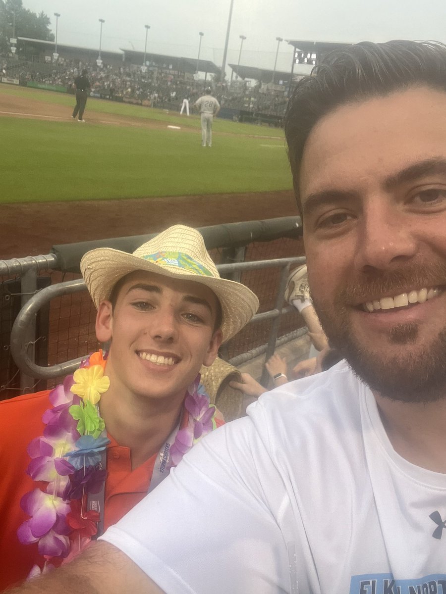 Thank you <a href="/OMAStormChasers/">Omaha Storm Chasers</a> for having the Class B Back 2 Back State Champions out to be celebrated tonight!

<a href="/TFancher12/">Tyson Fancher</a> got to throw out a first pitch while <a href="/therealcarson_/">carson🇺🇸</a> won the Scooters race!

Also had our alumn <a href="/eedwards_32/">Ethan Edwards</a> working his internship with the team!

#ENGLUE