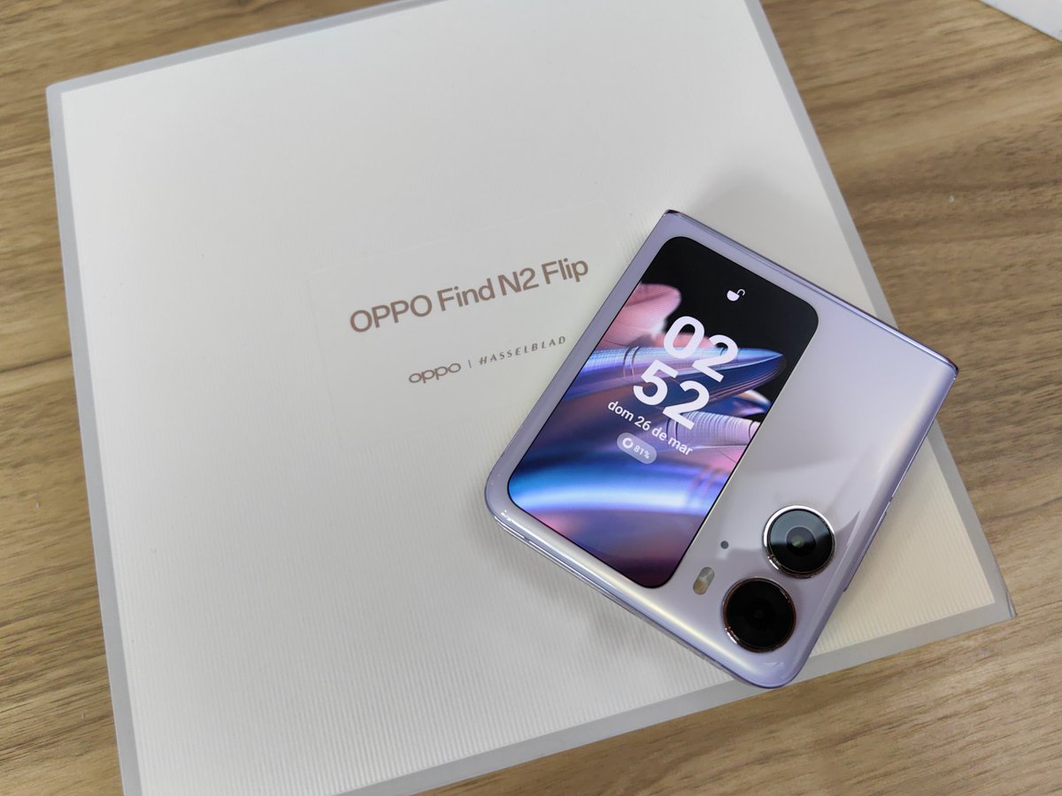 bollogonz's tweet photo. OPPO Find N2 Flip sin duda alguna es uno de los plegables más hermosos en diseño pero si a eso le sumamos que en su interior tiene un Dimensity 9000+, Este OPPO es la perfecta armonía entre belleza y desempeño. #rvmx #dimensity9000plus #mediatek #oppo #oppofindn2flip @oppomexico https://t.co/GNFGyxOsTT