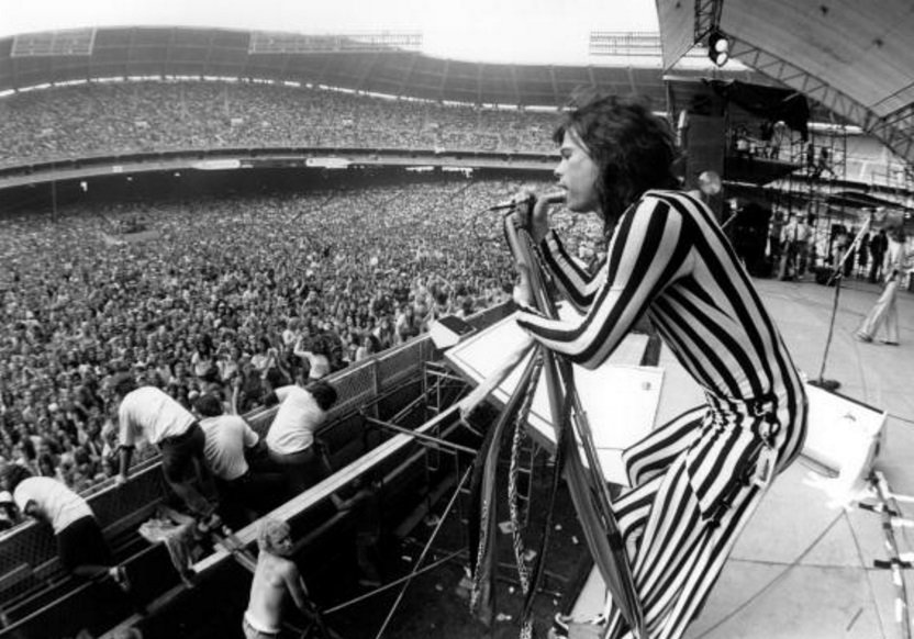 Steven Tyler of Aerosmith performs in Washington DC, 1976. Photo by Fin Costello.