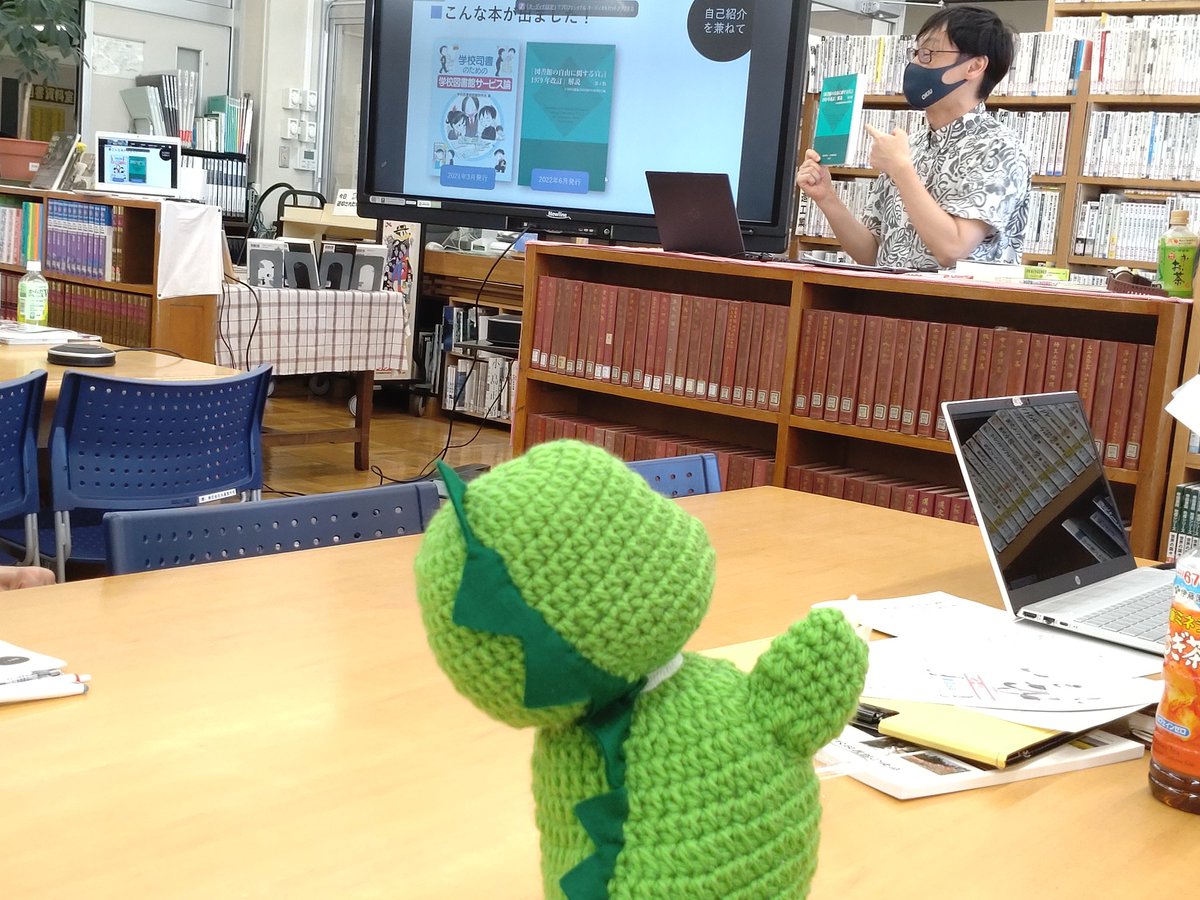 nadzilla2022's tweet photo. 講演会、はじまりました～。 https://t.co/0fid0NWHnq