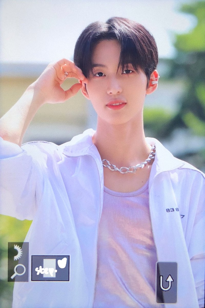 step11eunhwi's tweet photo. 230617 미팬

#TNX #티엔엑스 #thenewsix #더뉴식스 
#HWI #은휘
#이것도_하나의_스텝이야 https://t.co/JQ7qPEfmpR