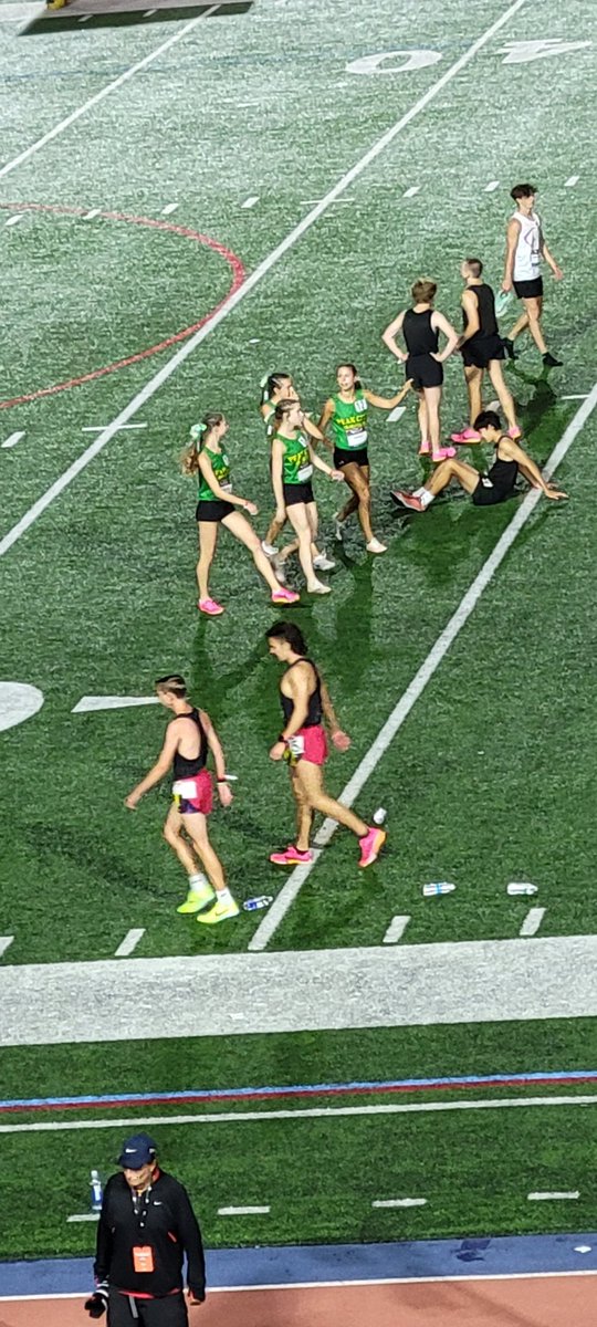 Apex Track & XC tweet media