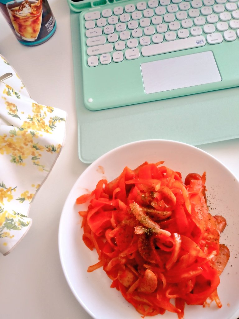 朝ごはんにニンジンで作ったナポリタン🥕美味！
#おうちごはん https://t.co/LxRixM7gln