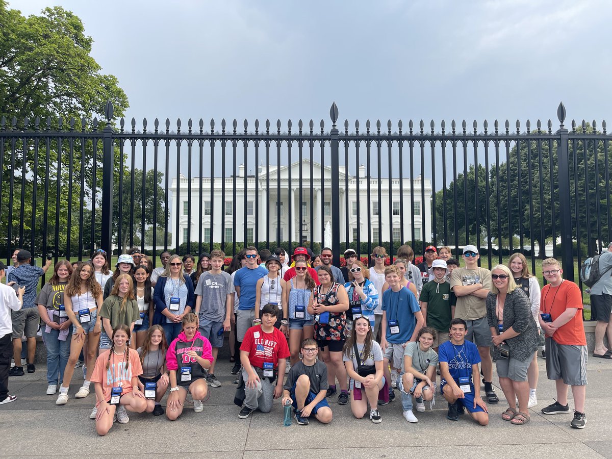 Jam-packed day 2 for the <a href="/HorningMiddle/">Horning Hawks</a> DC Trip. Mount Vernon, Capitol Hill, The Library of Congress, The Supreme Court, The White House, and a “Ghost” Tour of Alexandria to end the evening. Staying busy!