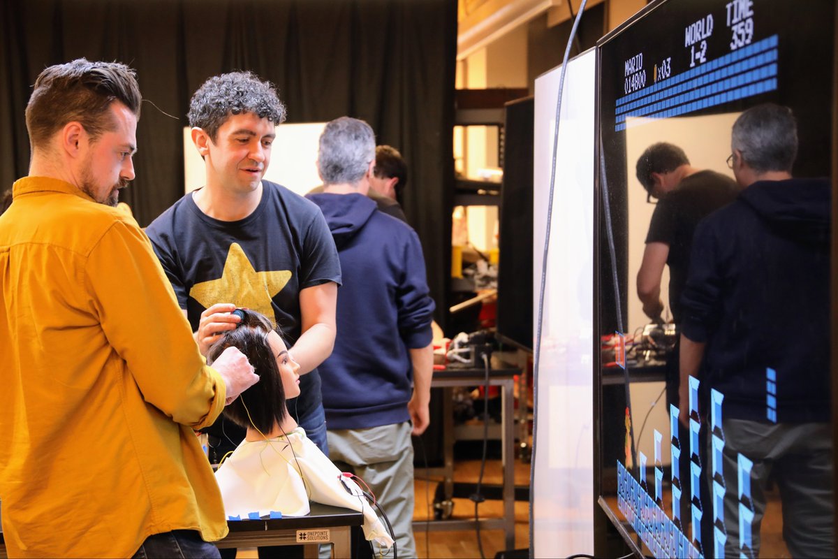 itpcamp's tweet image. Welcome to ITP Camp, where we play Mario Kart with a ballon pump and Super Mario with a mannequin head 🎮 Classic Arcade Controller Redesign Workshop led by @coinop29 🕹️