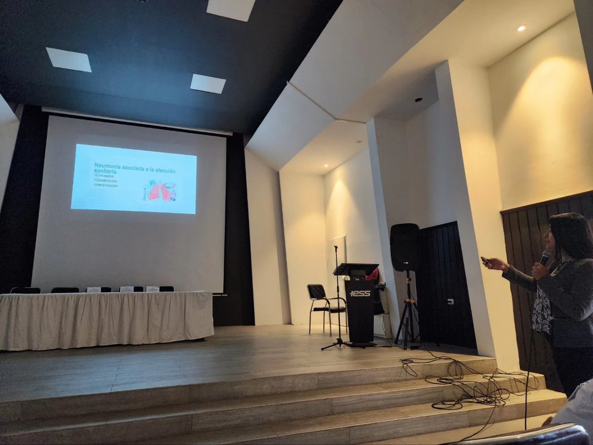 PanCordova's tweet photo. 🌟 Participamos en una increíble capacitación sobre Infecciones Asociadas a la Atención en Salud en nuestra provincia 🏥 Aprendimos de los mejores profesionales y reencontramos amigos 🤝 #HGIB #IESSatuServicio #DM #Babahoyo https://t.co/FX1fIwJ8y2