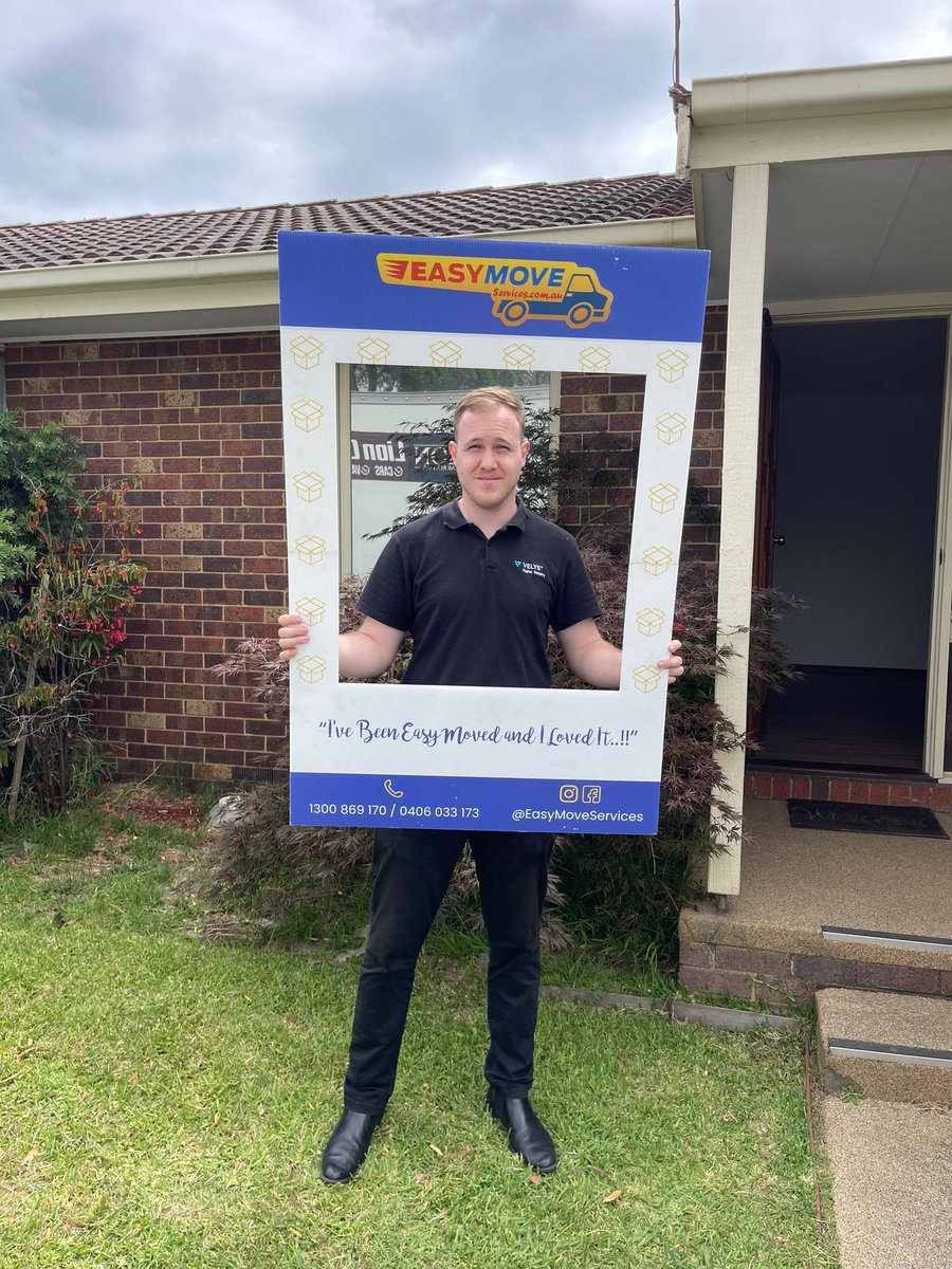 🚚 Moving Chronicles 🚚

Mitchell rocked his move from Yarraville to Boronia like a boss! Congrats, Mitchell! 

#Boronia #Yarraville #boroniavictoria #boroniavic #yarravillevictoria #yarravillevic #moving #house #home #place #instasmiles #smileforever #smile #haveablast