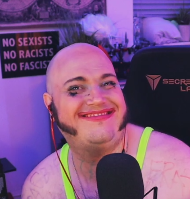 Hello Twitch community! My name is Wawllzz. I'm 47, a baldy, and when streams end I like to stick duplo up my bum and destress. I stream Fridays and Saturdays