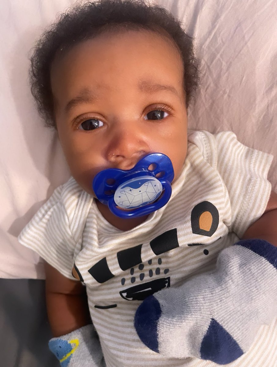 hoodprincezzz's tweet photo. I was very ugly during my pregnancyโฆ I just knew my son was gone be handsome ๐ฉ๐ #weejay #hisdaddytwin๐ https://t.co/s5BEpOczpO