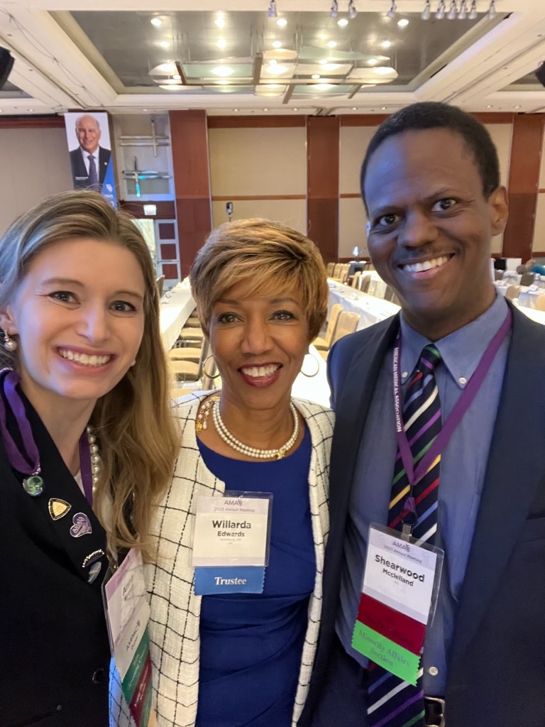 TheDrWood's tweet photo. Had a great time at #AMA23 meeting many people courtesy of Dr. @jaguaranna27! Here we are with trustee &amp; former @NMAPresident Dr. Willarda Edwards (@wvedwards). Looking forward to leading the @NMA_Rads research committee at July’s @NationalMedAssn meeting in New Orleans! #RadOnc https://t.co/DjjKBm50nv