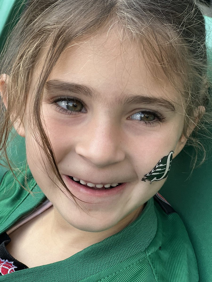 HardingMarie's tweet image. #rufflechipsgiveaway
sec 130 
seats 9-12