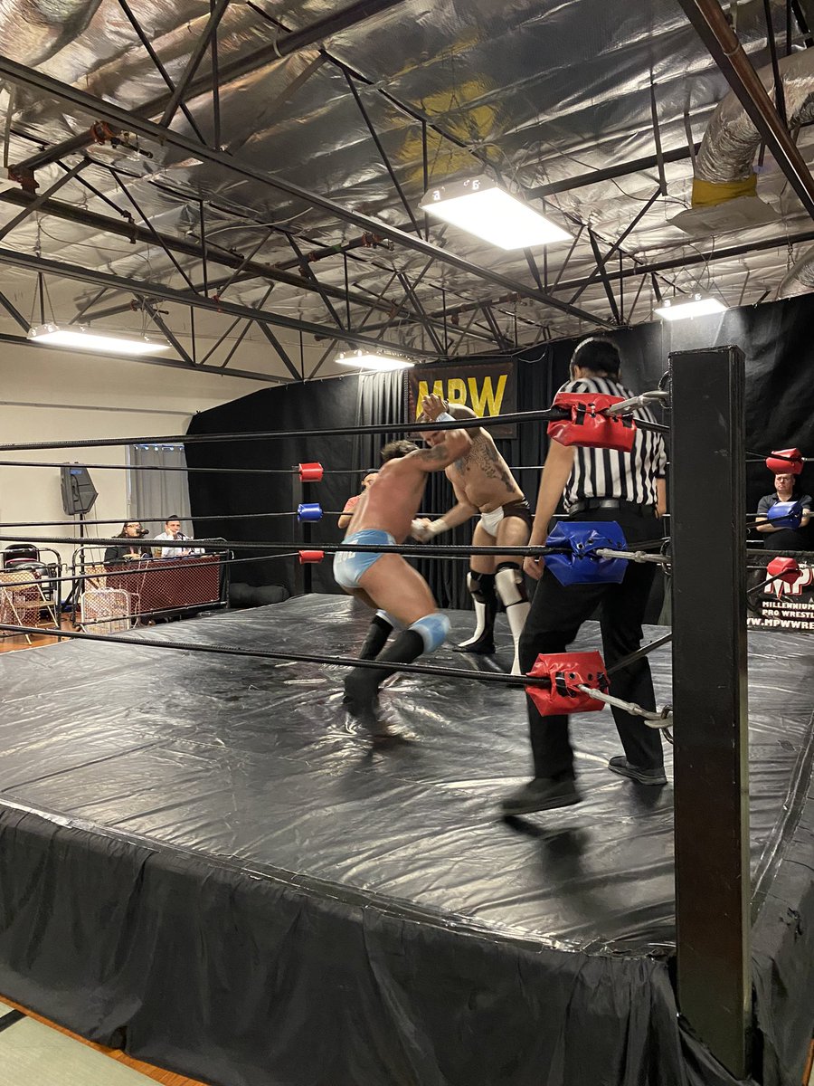 mpwxpress's tweet image. Tonight, @MPW_CA SUMMERFEST is kicking off with an INTENSELY technical contest between @JordanCruzPro &amp;amp; @ShaneTMDK !!! Who will prevail? Only time will tell.