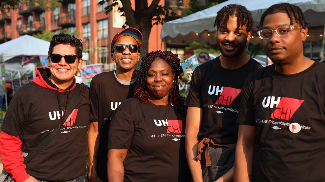 UHCHI_Chicago's tweet photo. #TasteofRandolph is here! UHCHI culinary apprentices are ready to cook up some delicious food for you! Come say hi 👋 this weekend! #chicago #westloop https://t.co/aynD4vtGeJ