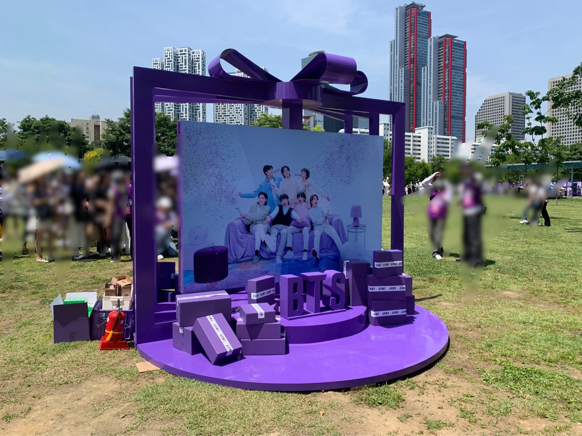 𝘾𝙤𝙢𝙢𝙖🐰 tweet media