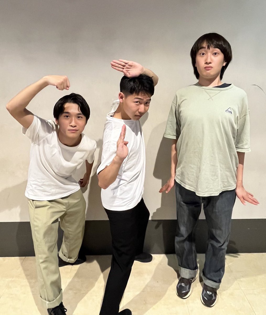 weshinjuku's tweet image. ✨6月 #ワタナベFridayNIGHT 結果🌈

【第①部】
🥇#鉛筆ドリル
🥈#リバーマン
🥉#ボンバイエ #えびしゃ

ボンバイエ連覇ならず…

『鉛筆ドリル』が強かった‼️
安定感抜群👏

鉛筆ドリルは9月に開催予定
#WELFES #ショートネタ
コーナーのオーディションへ！

#ワタナべお笑い #ワタナベENNICHI