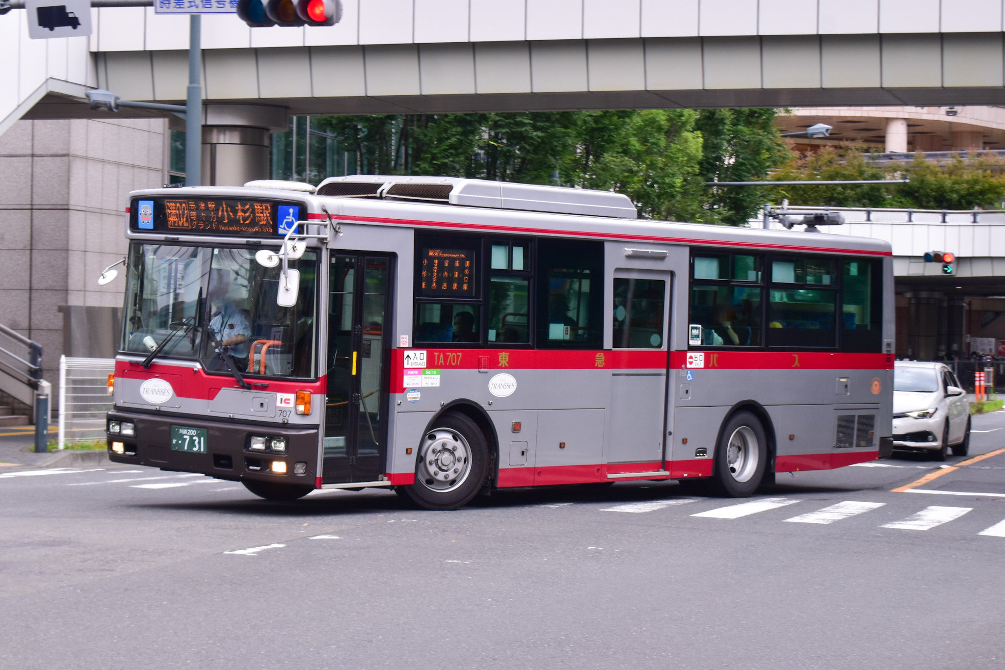 経路各二 on Twitter